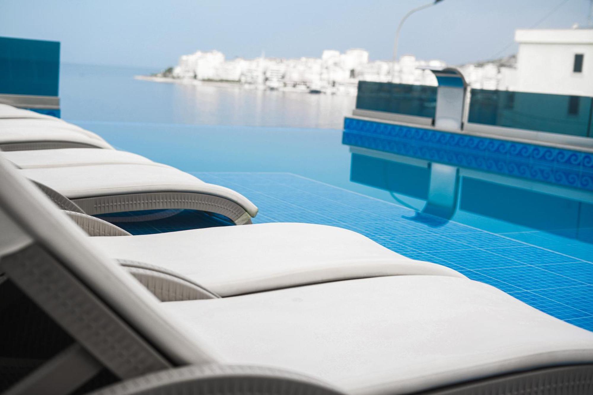 Hotel Serxho Саранде Екстериор снимка